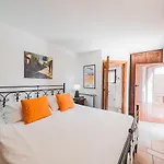 Private Trulli Retreat With Pool Near - Trulli Serena Villa