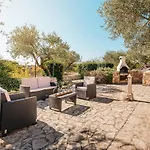Private Trulli Retreat With Pool Near - Trulli Serena