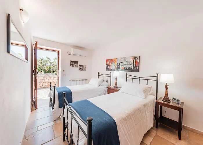 Private Trulli Retreat With Pool Near - Trulli Serena *