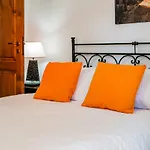Vila Private Trulli Retreat With Pool Near - Trulli Serena