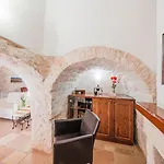 Vila Private Trulli Retreat With Pool Near - Trulli Serena