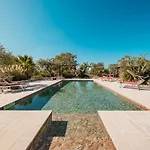 Vila Private Trulli Retreat With Pool Near - Trulli Serena Alberobello