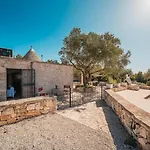 Private Trulli Retreat With Pool Near - Trulli Serena * Alberobello