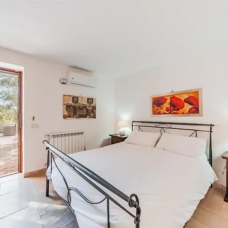 فيلة Private Trulli Retreat With Pool Near - Trulli Serena ألبيروبيللو