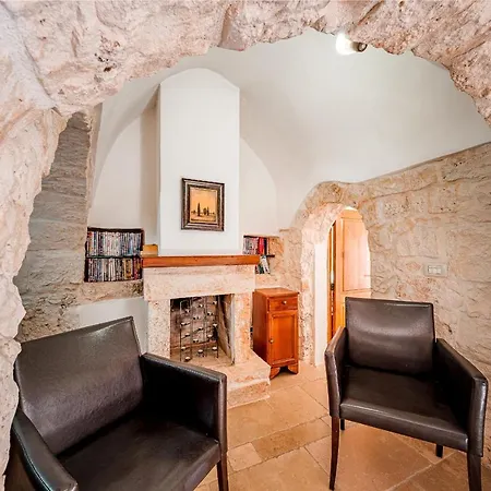 Private Trulli Retreat With Pool Near - Trulli Serena *