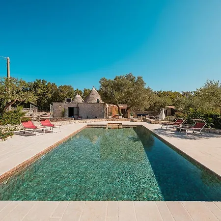 Private Trulli Retreat With Pool Near - Trulli Serena Villa *