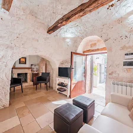 Private Trulli Retreat With Pool Near - Trulli Serena Vila *