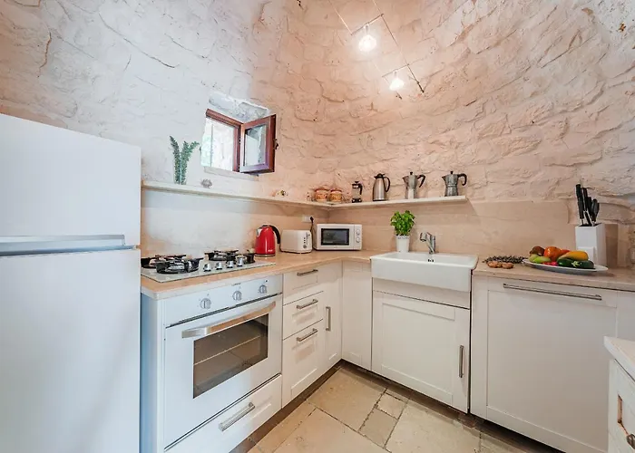 Private Trulli Retreat With Pool Near - Trulli Serena